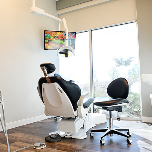 An office chair in Night & Day Dentistry in Cary, NC